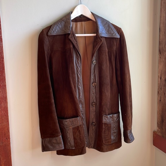 Vintage Women’s Leather Jacket - Picture 1 of 4